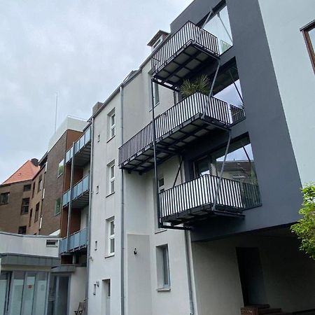 Schoene Grosse 4 Zimmer-Altbauwohnung 基尔 外观 照片