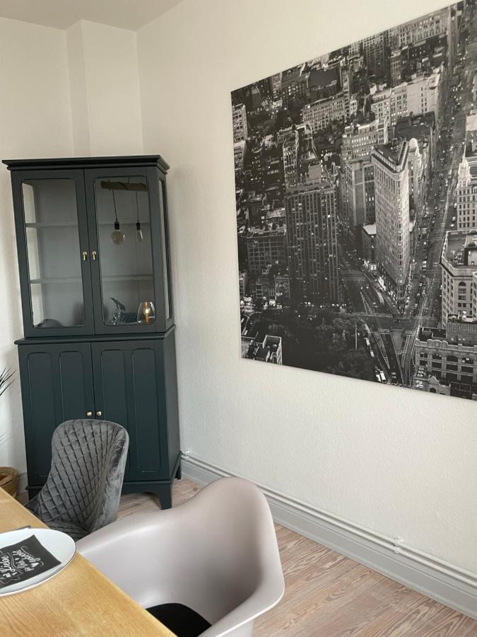 Schoene Grosse 4 Zimmer-Altbauwohnung 基尔 外观 照片